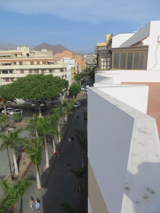 Edificio Gavota Apartment Los Cristianos  Exterior photo